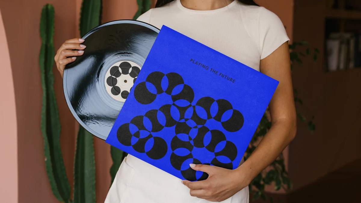 Reshaping the Auditory Image: London Sinfonietta Unveils a Dynamic Rebrand for the Modern Era