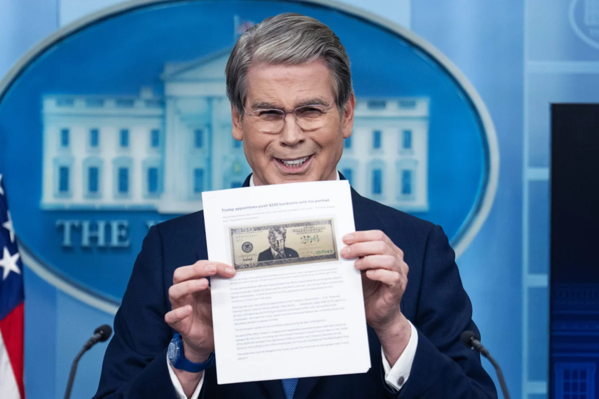 The "Golden Note": Inside the Controversial Push for a $250 Bill Featuring Donald Trump