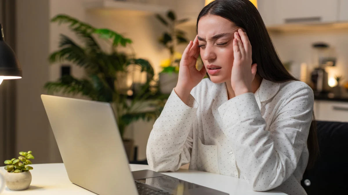 The Digital Strain: Optimizing Monitor Environments to Combat Computer Vision Syndrome