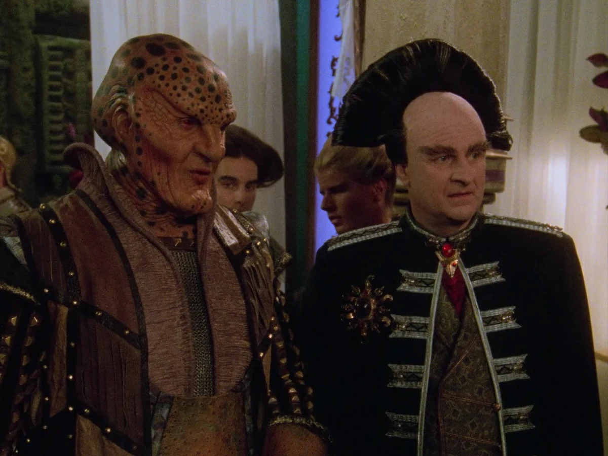 Babylon 5’s Fifth Season: The Fraught Dawn of the Third Age and a Faltering Finale